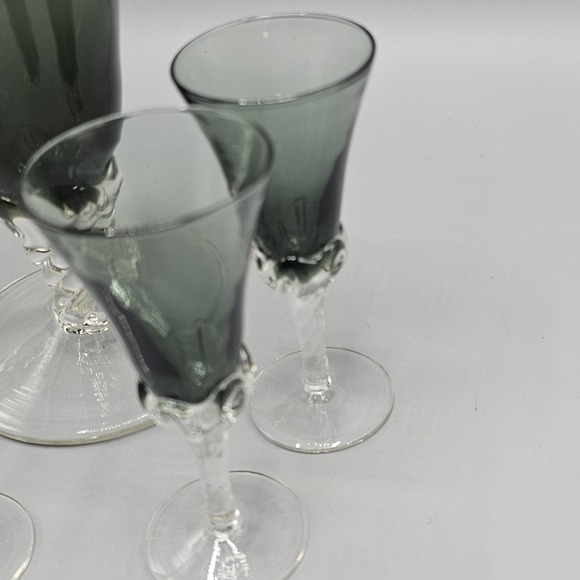 Vintage Empoli Italian Smoke Grey Decanter & Cordial Glasses Set 5 Twisted Foot - Picture 4 of 16
